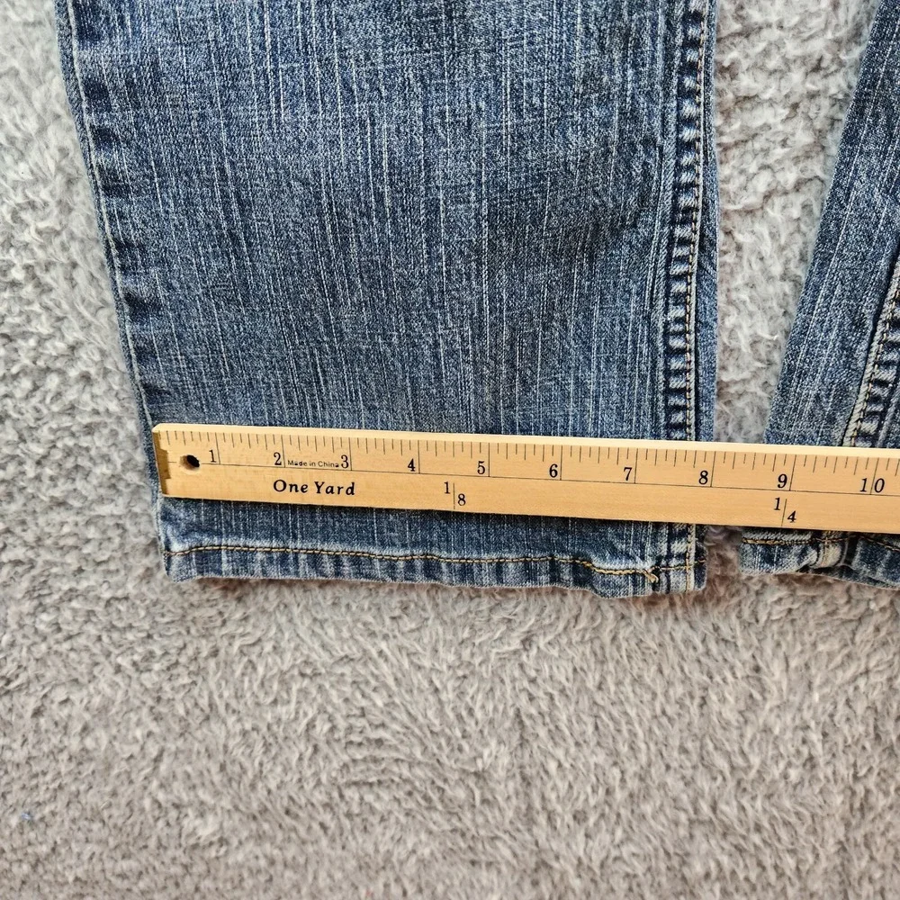 Levis levi signature